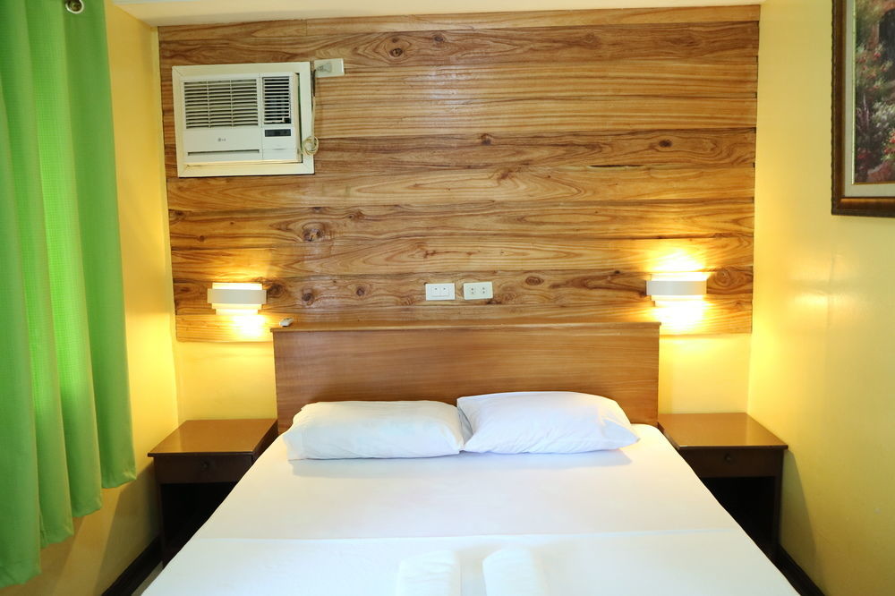 Dubay Panglao Beachfront Resort Libaong Exteriör bild