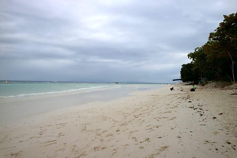 Dubay Panglao Beachfront Resort Libaong Exteriör bild